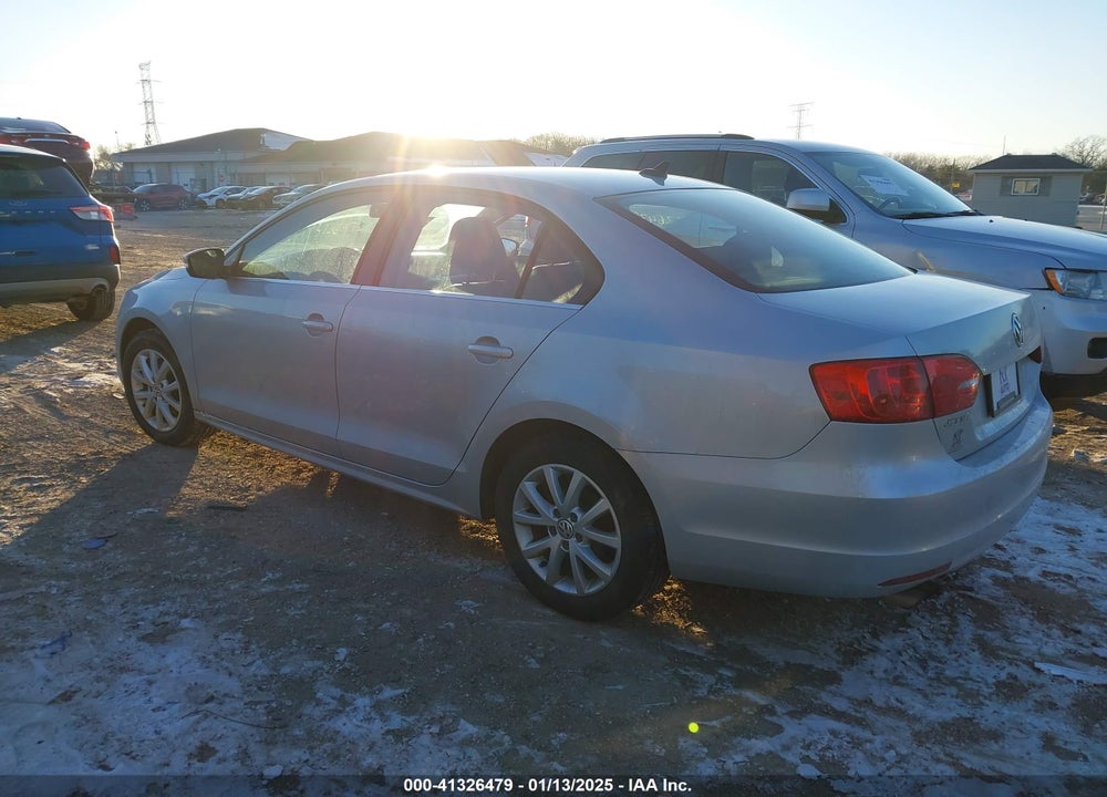 2014 VOLKSWAGEN JETTA VIN: 3VWB07AJ5EM387140