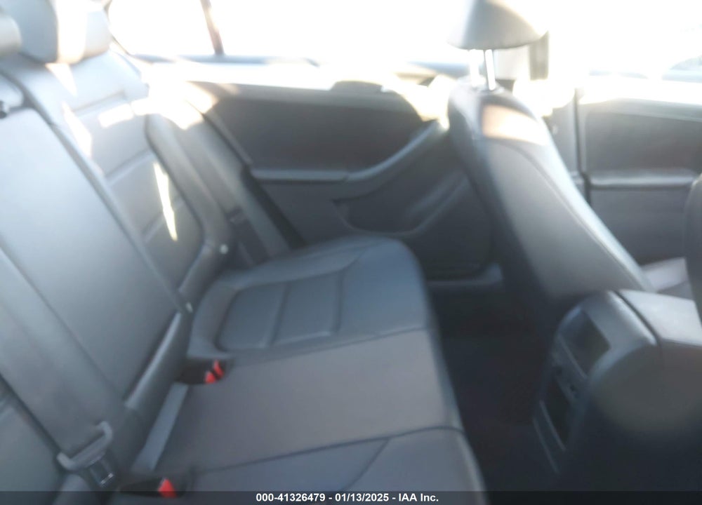 2014 VOLKSWAGEN JETTA VIN: 3VWB07AJ5EM387140