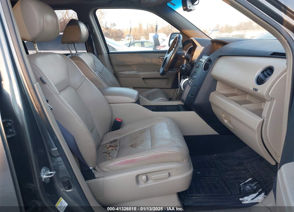 2009 HONDA PILOT EX-L VIN: 5FNYF48509B004010