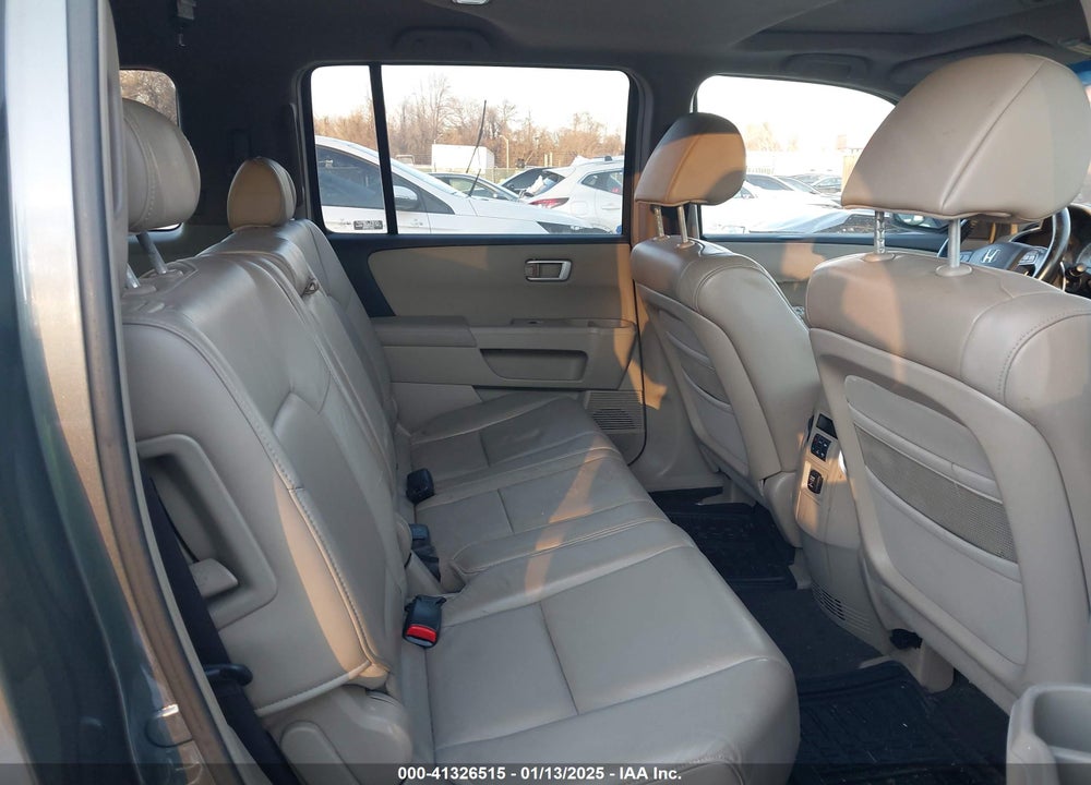 2009 HONDA PILOT EX-L VIN: 5FNYF48509B004010