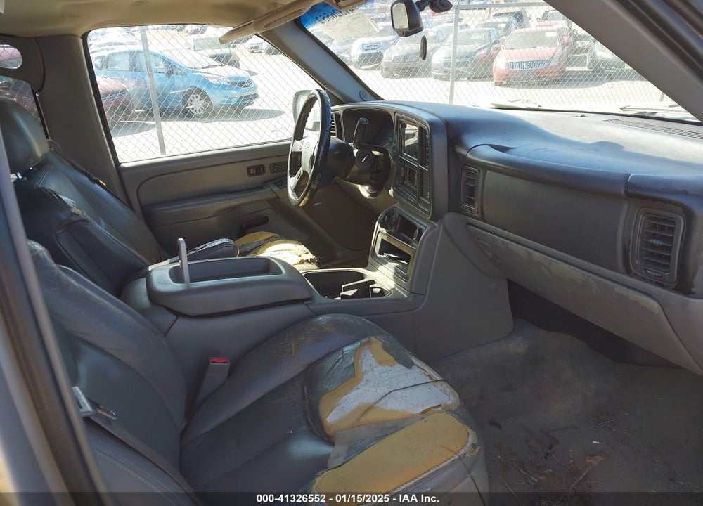 2004 CHEVROLET TAHOE LT VIN: 1GNEC13Z54J242254