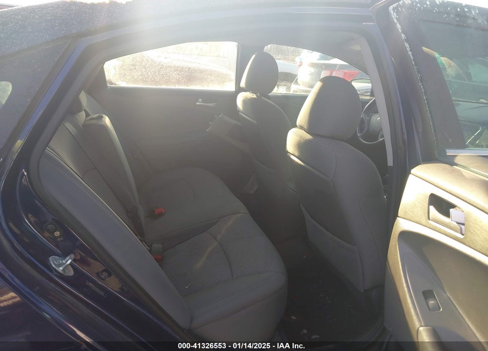 2011 HYUNDAI SONATA VIN: 5NPEB4AC0BH223340