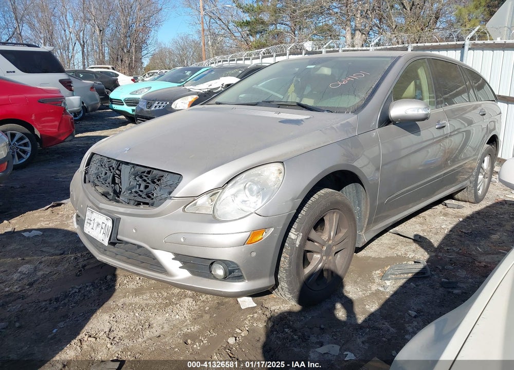 2008 MERCEDES-BENZ R 350 VIN: 4JGCB56E48A064101