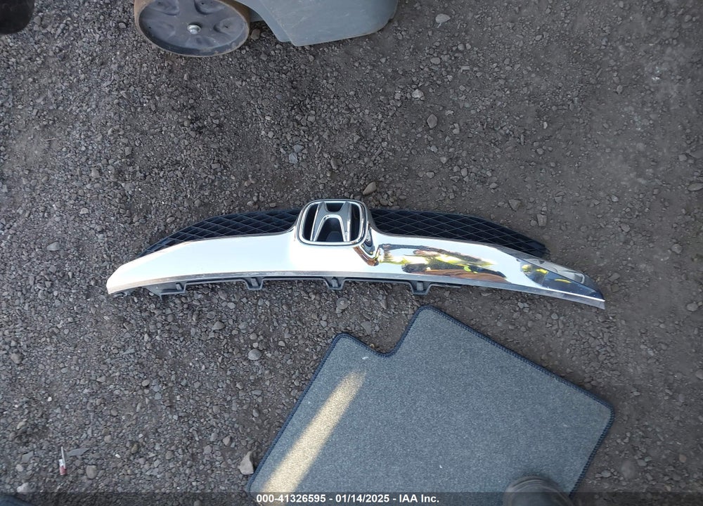 2010 HONDA CIVIC HYBRID VIN: JHMFA3F25AS005328