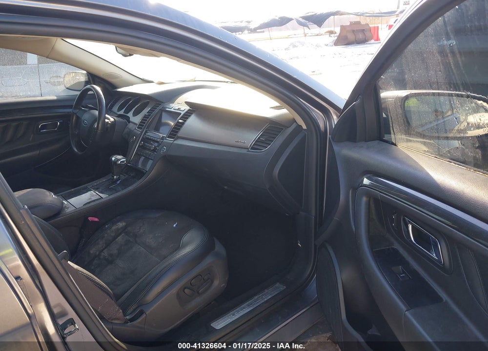 2011 FORD TAURUS VIN: 1FAHP2KT5BG115601