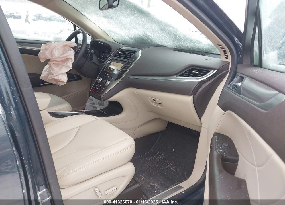 2019 LINCOLN MKC STANDARD VIN: 5LMCJ1C91KUL32303