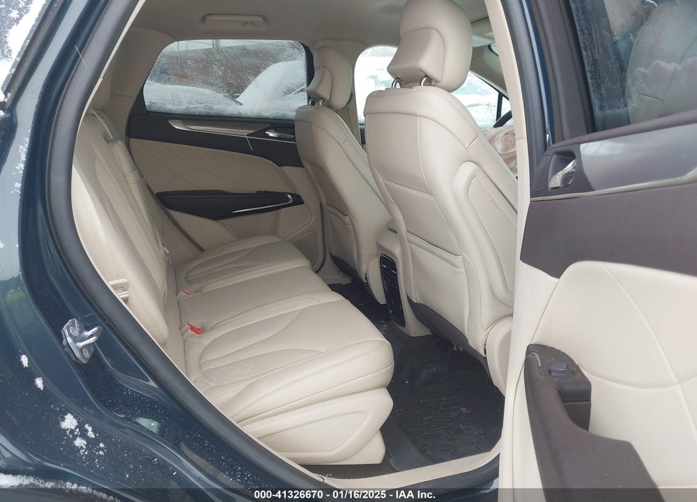 2019 LINCOLN MKC STANDARD VIN: 5LMCJ1C91KUL32303