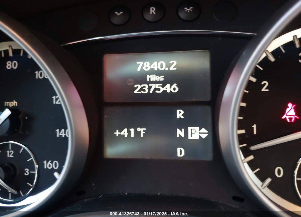 2011 MERCEDES-BENZ GL 450 4MATIC VIN: 4JGBF7BEXBA751933