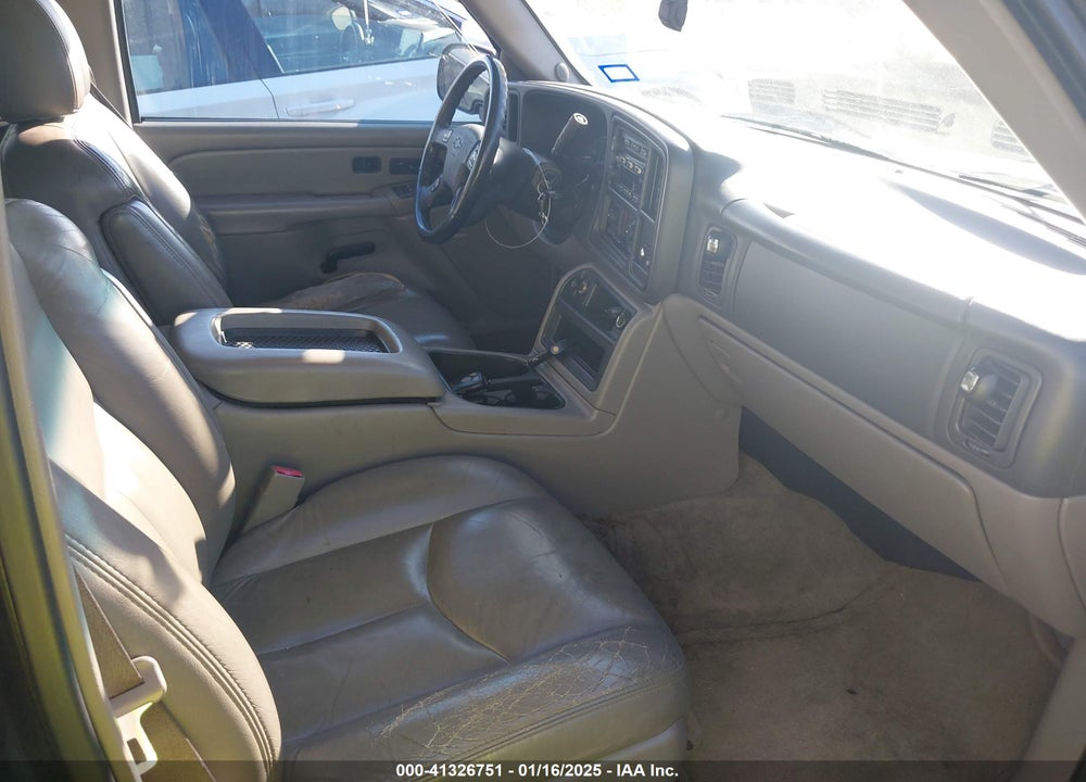 2005 CHEVROLET SUBURBAN 1500 Z71 VIN: 3GNEC16Z05G127172