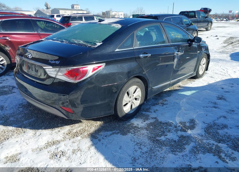 2013 HYUNDAI SONATA HYBRID VIN: KMHEC4A47DA065350