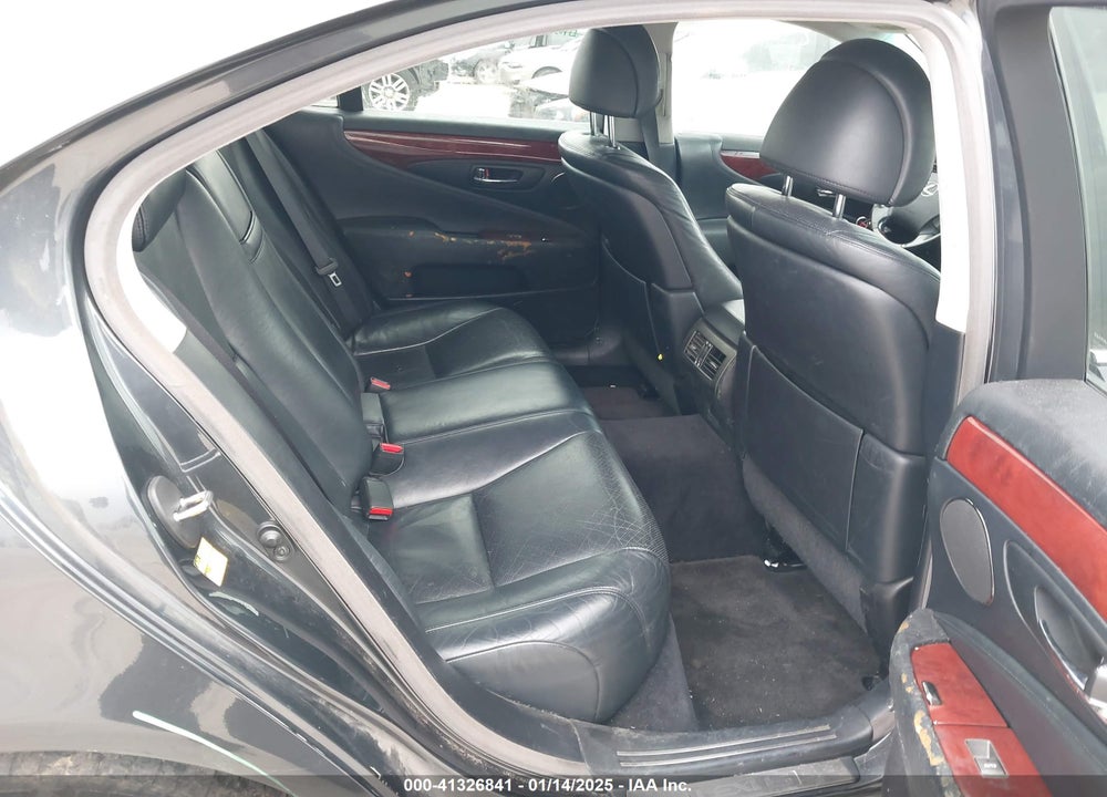 2011 LEXUS LS 460 VIN: JTHBL5EF2B5104746