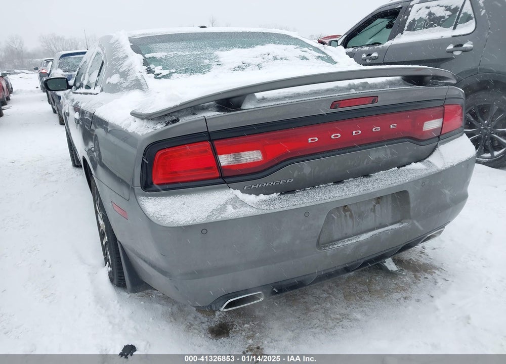 2011 DODGE CHARGER VIN: 2B3CL3CG8BH567880