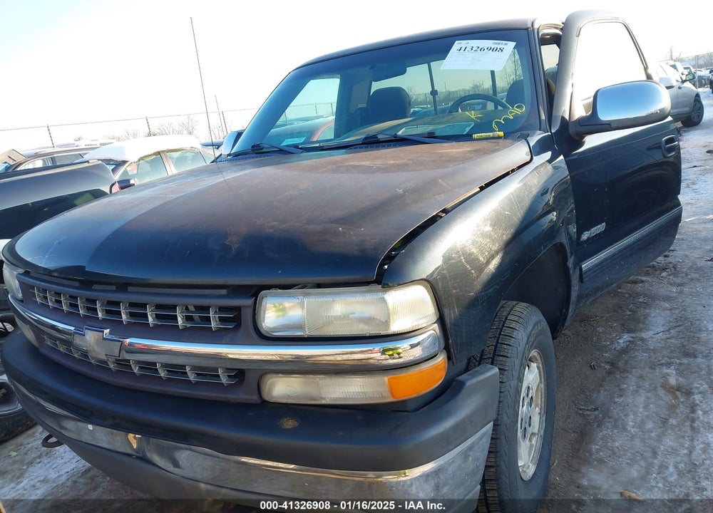 2000 CHEVROLET SILVERADO 1500 LS VIN: 1GCEK14W7YZ336899