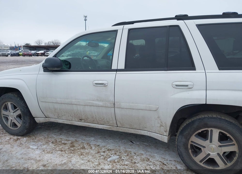 2007 CHEVROLET TRAILBLAZER LT VIN: 1GNDT13S872225462