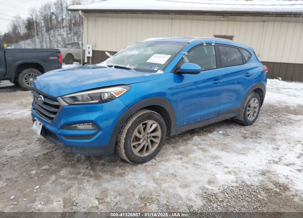 2016 HYUNDAI TUCSON SE VIN: KM8J3CA42GU088286