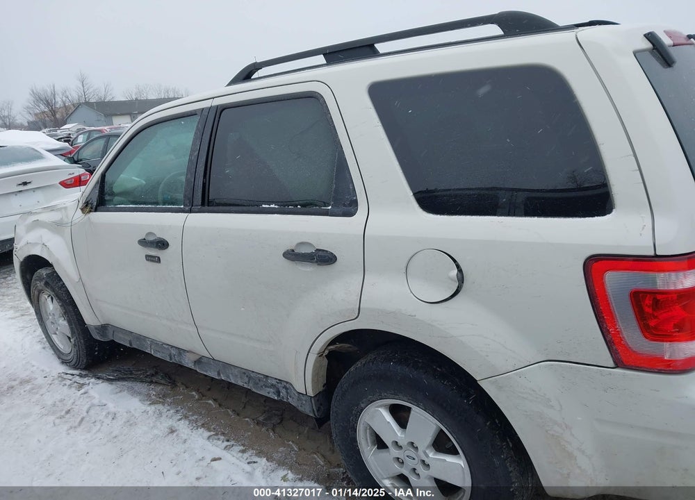 2011 FORD ESCAPE XLT VIN: 1FMCU0DG0BKB83024