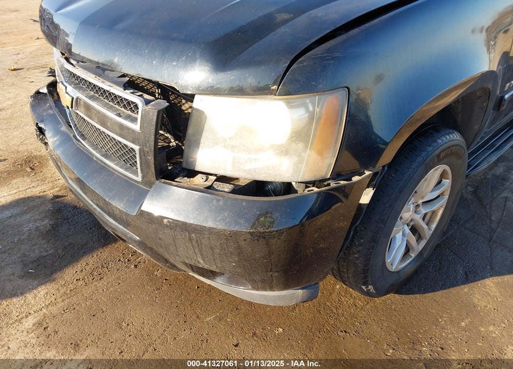 2008 CHEVROLET TAHOE LS VIN: 1GNFK13038R129550