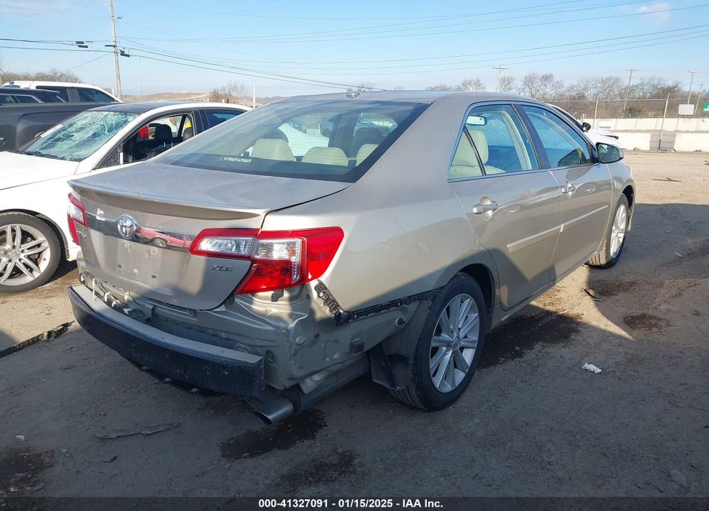 2014 TOYOTA CAMRY XLE VIN: 4T4BF1FK9ER373223
