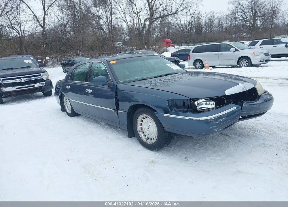 1998 LINCOLN TOWN CAR EXECUTIVE VIN: 1LNFM81W3WY666243