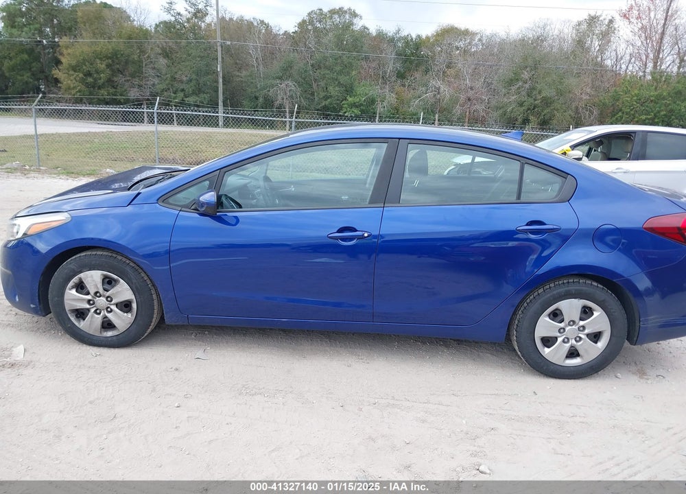 2017 KIA FORTE LX VIN: 3KPFK4A72HE108176