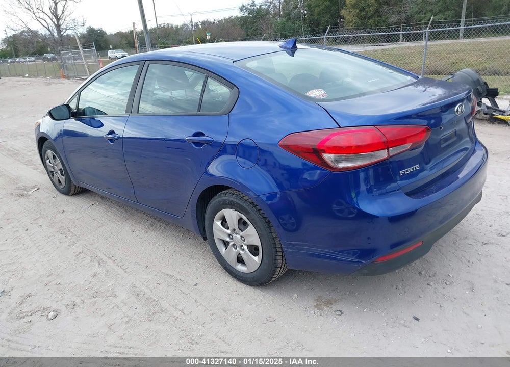 2017 KIA FORTE LX VIN: 3KPFK4A72HE108176