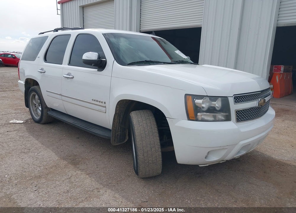 2009 CHEVROLET TAHOE LTZ VIN: 1GNFK33029R153402