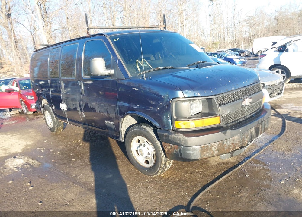 2005 CHEVROLET EXPRESS VIN: 1GCGG25V151123284