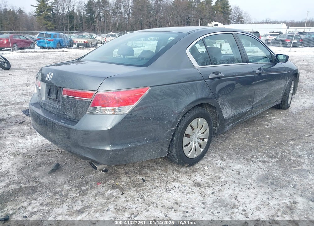 2011 HONDA ACCORD VIN: 1HGCP2F35BA011970