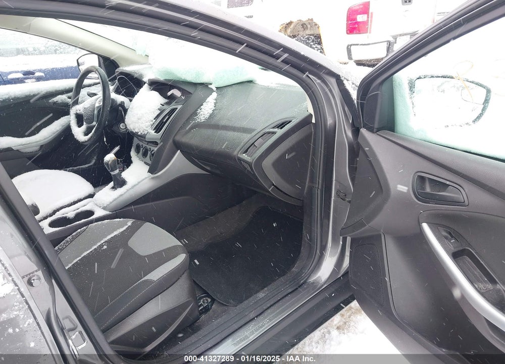 2012 FORD FOCUS VIN: 1FAHP3K27CL327230