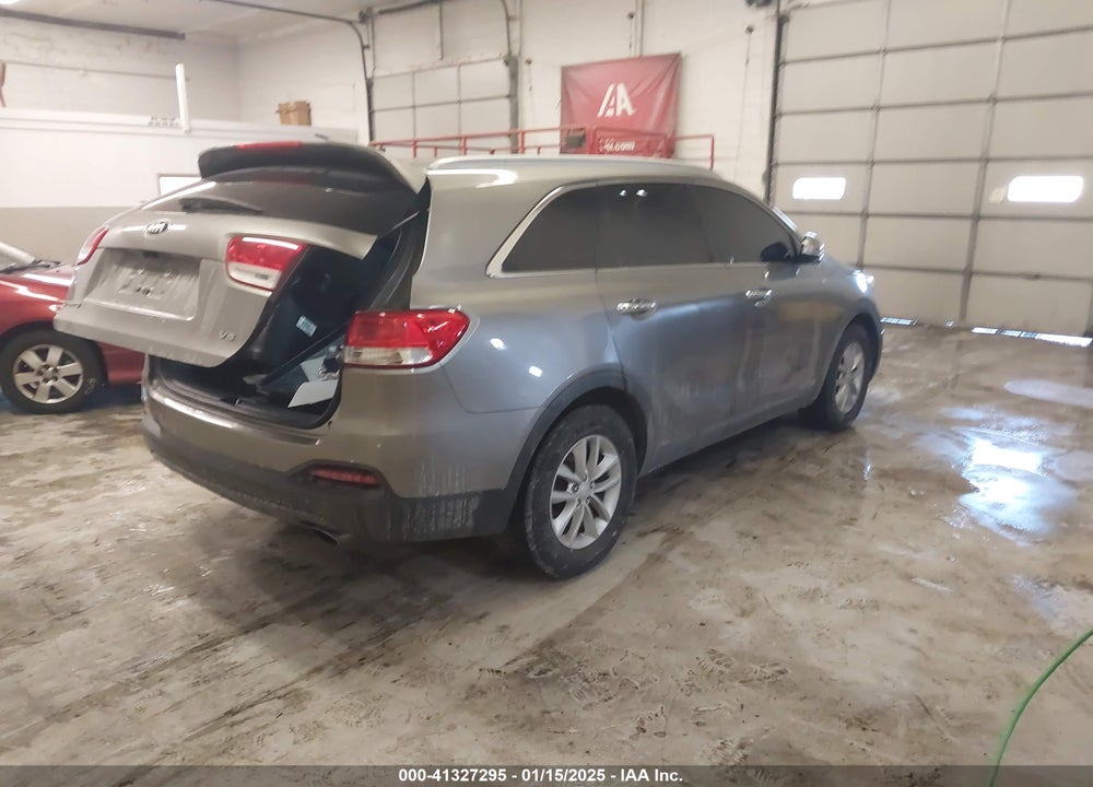 2017 KIA SORENTO 3.3L LX VIN: 5XYPGDA59HG209688
