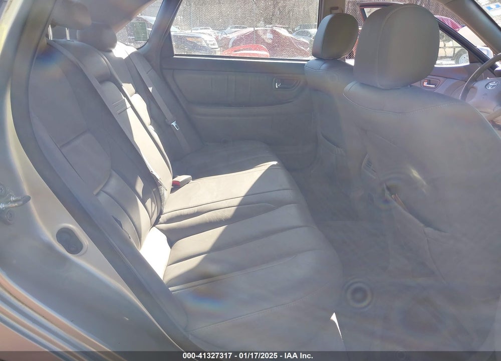2002 TOYOTA AVALON XLS VIN: 4T1BF28B92U249008