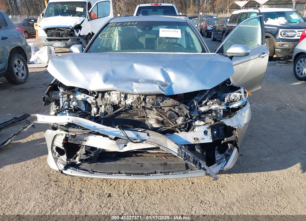2019 TOYOTA CAMRY VIN: 4T1B11HK6KU703448
