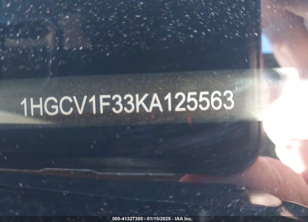 2019 HONDA ACCORD VIN: 1HGCV1F33KA125563