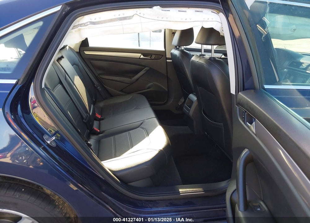 2015 VOLKSWAGEN PASSAT VIN: 1VWAS7A36FC101631