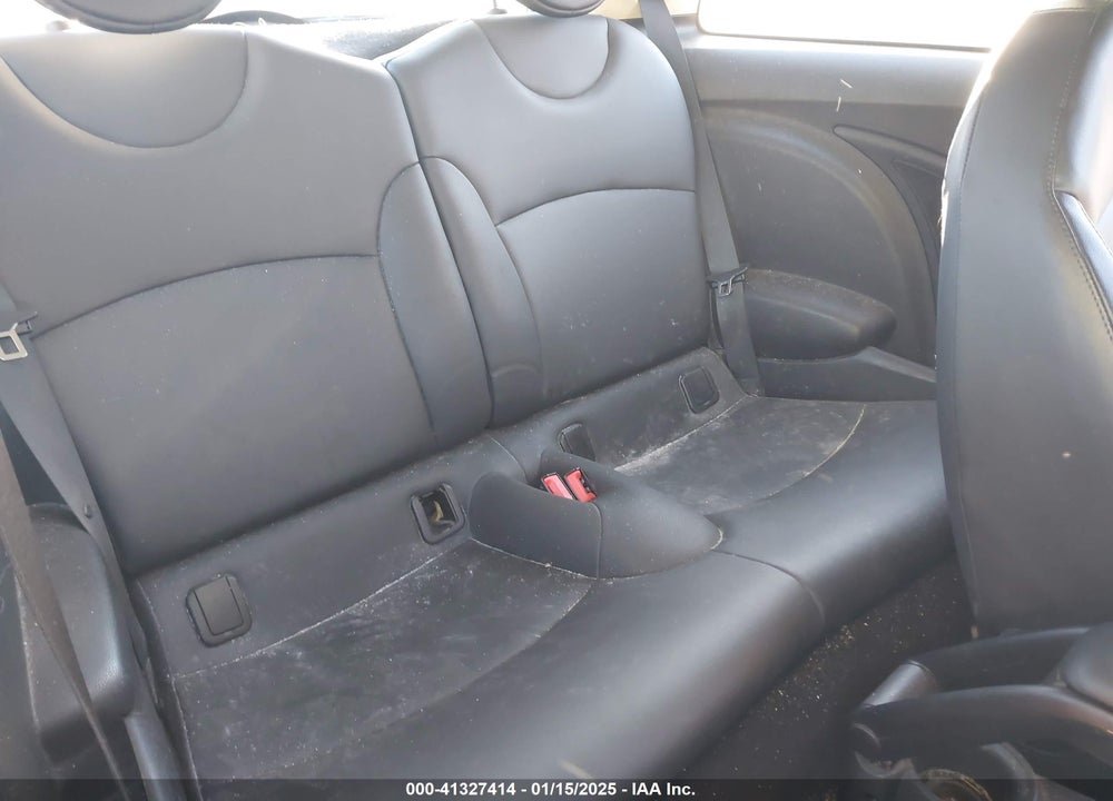 2013 MINI HARDTOP VIN: WMWSV3C52DT392077
