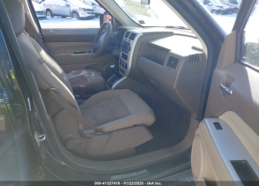 2008 JEEP PATRIOT SPORT VIN: 1J8FF28W58D564169