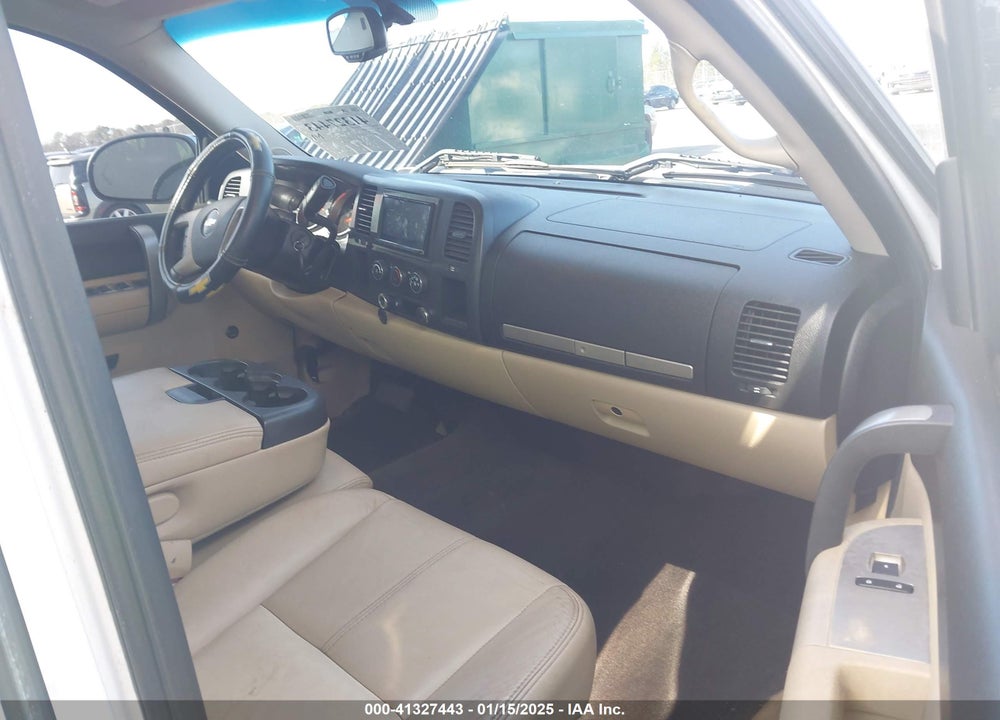 2008 CHEVROLET SILVERADO 1500 LT1 VIN: 2GCEC13JX81333135