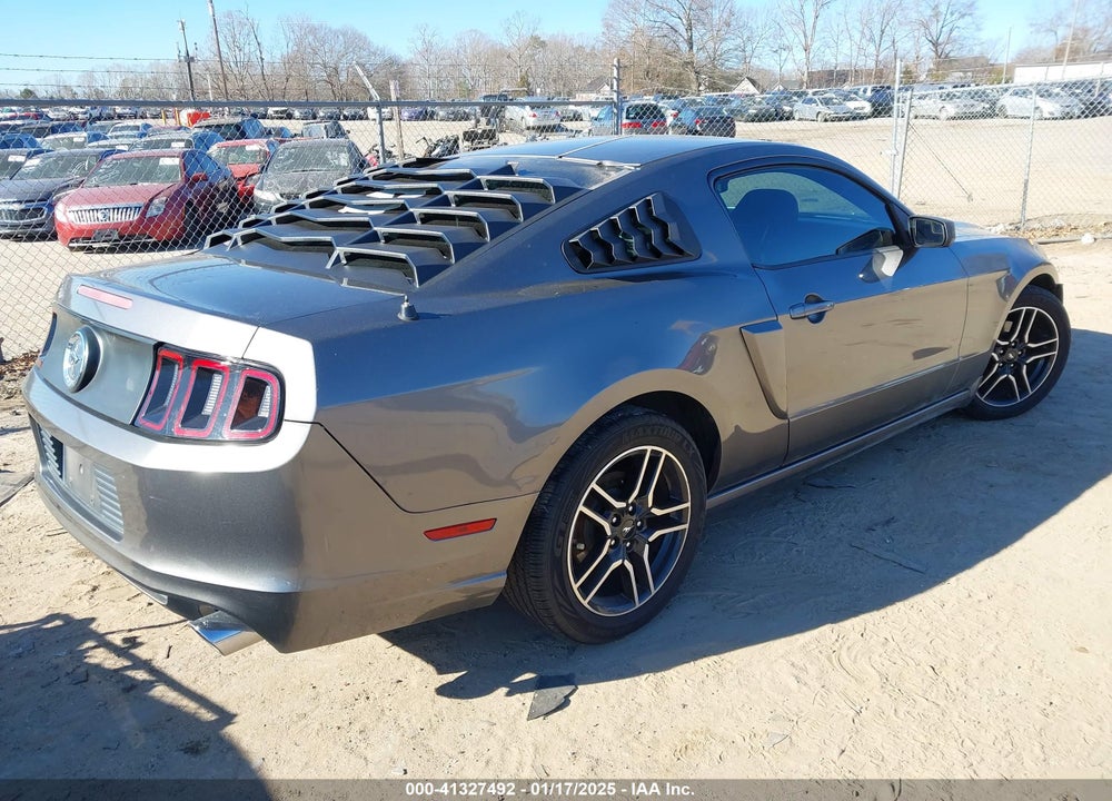 2014 FORD MUSTANG VIN: 1ZVBP8AM0E5216572