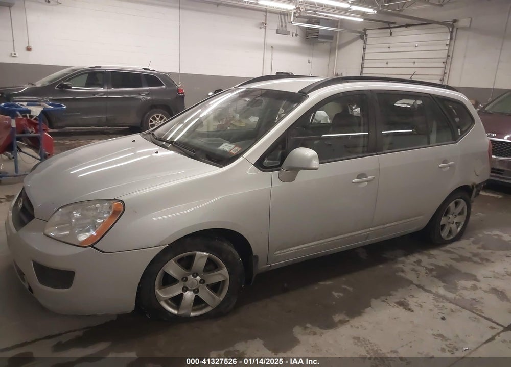 2008 KIA RONDO VIN: KNAFG526087170573