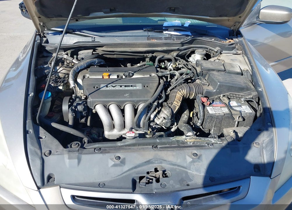 2003 HONDA ACCORD 2.4 EX VIN: JHMCM56623C061734