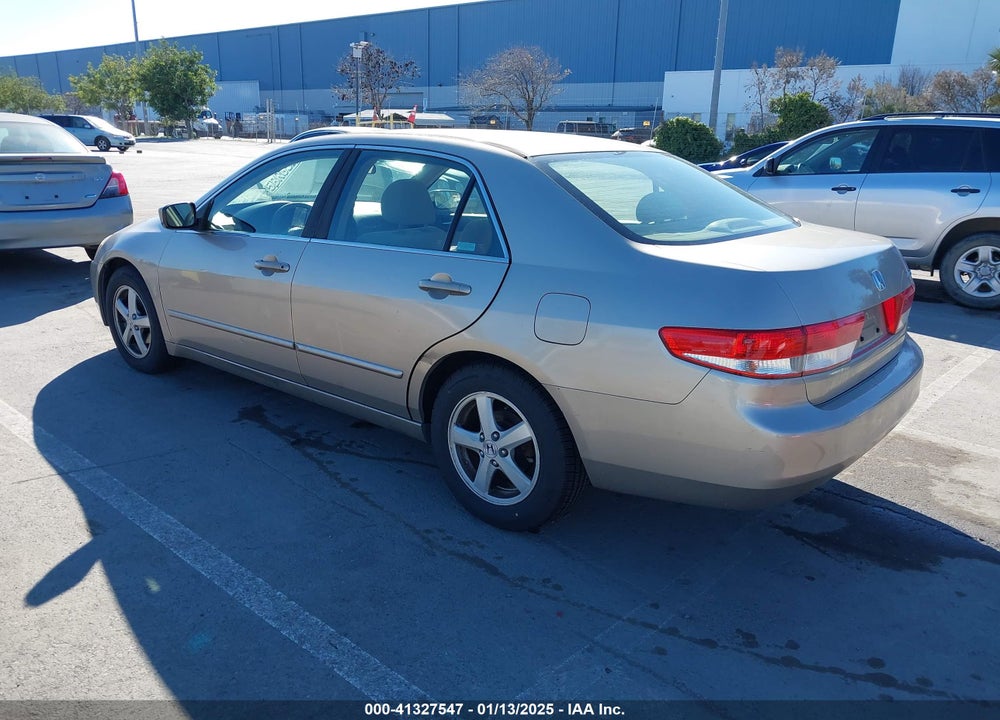 2003 HONDA ACCORD 2.4 EX VIN: JHMCM56623C061734