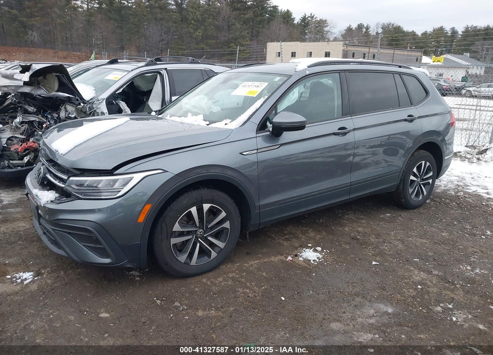 2022 VOLKSWAGEN TIGUAN VIN: 3VV0B7AX9NM032305