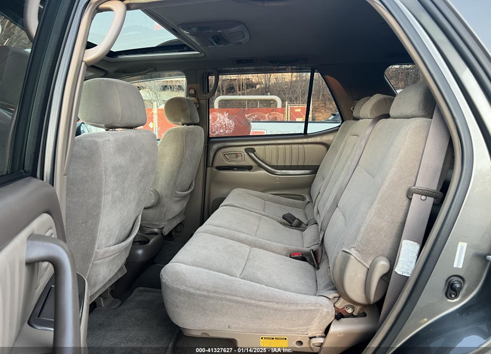2004 TOYOTA SEQUOIA LIMITED V8 VIN: 5TDBT48A24S205116