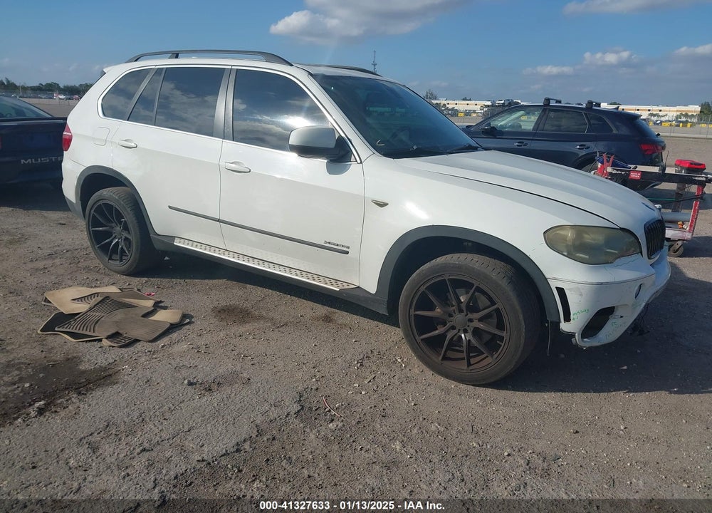 2013 BMW X5 XDRIVE35I/XDRIVE35I PREMIUM/XDRIVE35I SPORT ACTIVITY VIN: 5UXZV4C59D0E04526