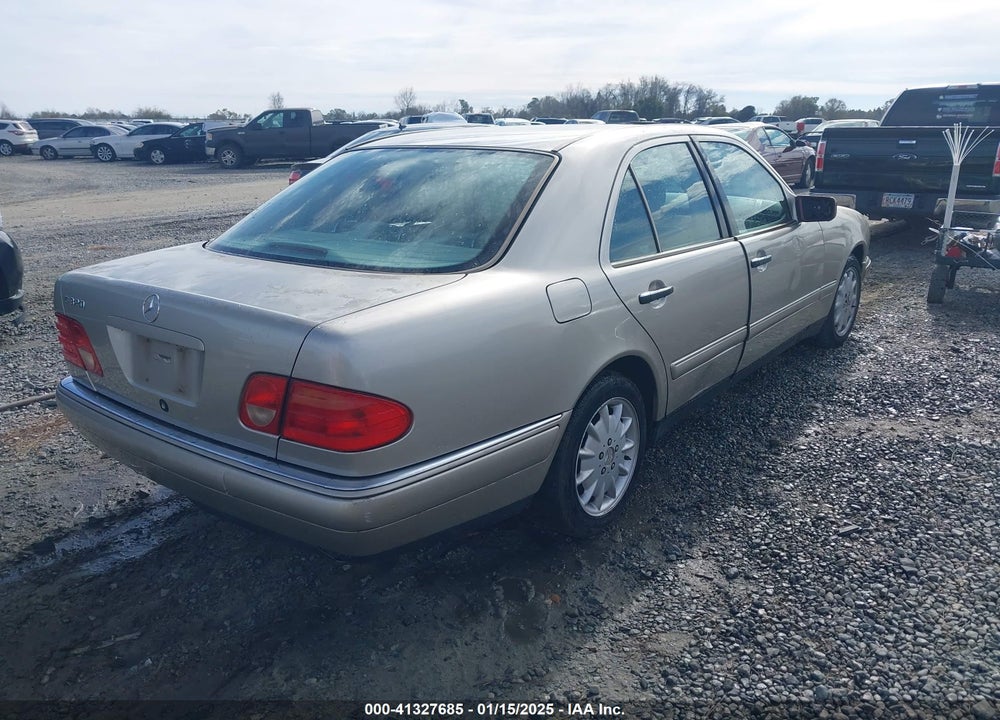 1999 MERCEDES-BENZ E 320 VIN: WDBJF65H6XA718997