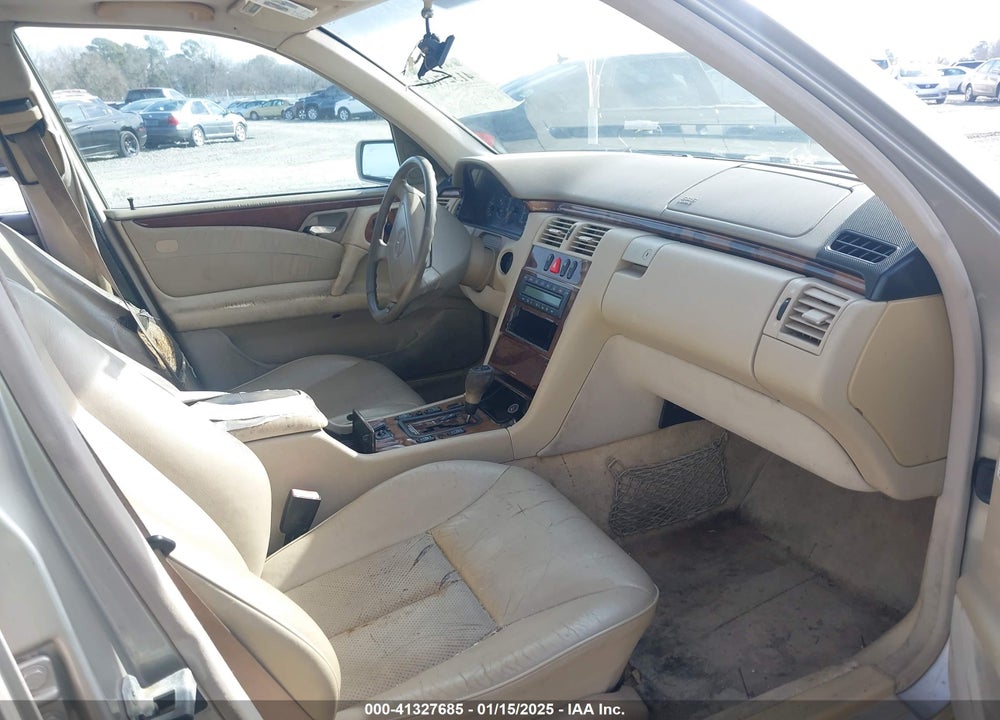 1999 MERCEDES-BENZ E 320 VIN: WDBJF65H6XA718997