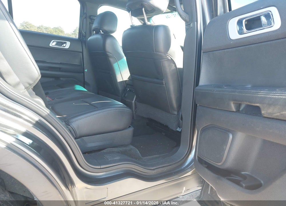 2015 FORD EXPLORER XLT VIN: 1FM5K8D83FGB70461