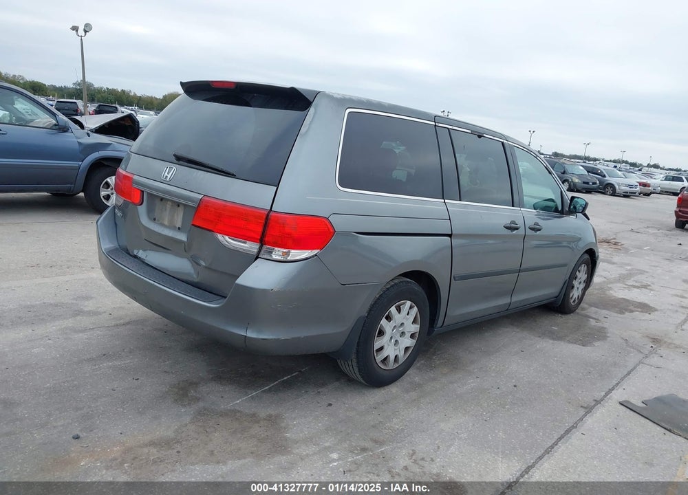 2009 HONDA ODYSSEY LX VIN: 5FNRL38239B055823