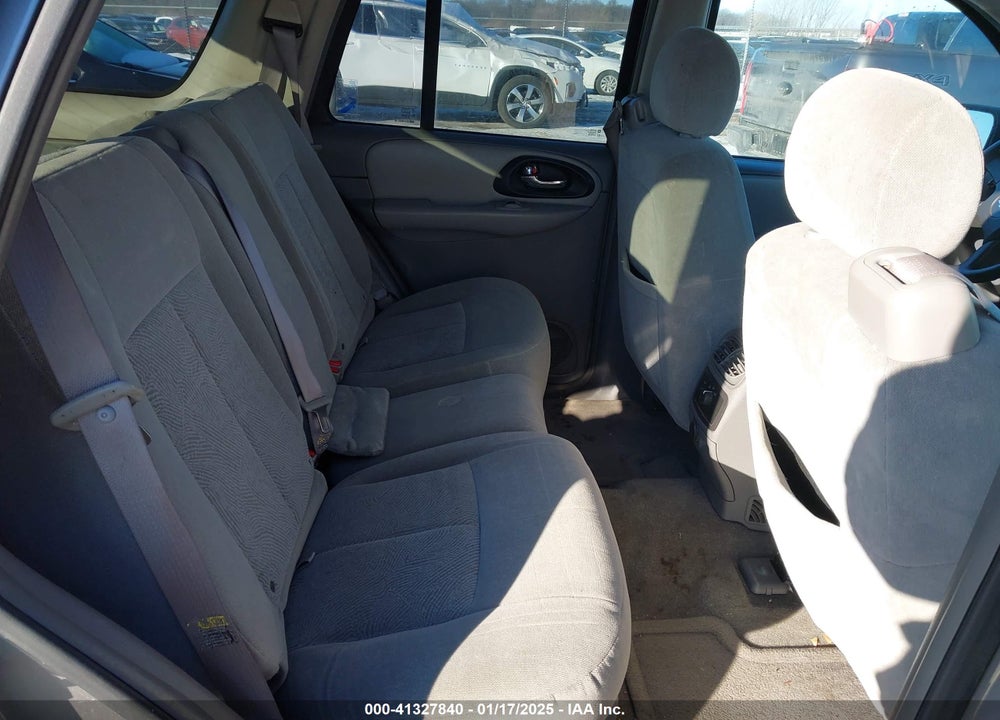 2006 CHEVROLET TRAILBLAZER LS VIN: 1GNDT13SX62136393