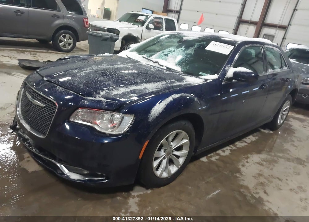 2015 CHRYSLER 300 VIN: 2C3CCAAG2FH868127